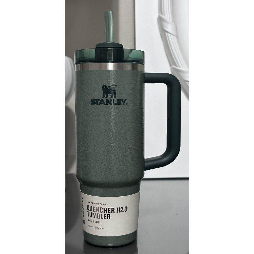 Stanley Quencher H2.0 FlowState Tumbler‎ 30oz, HAMMERTONE GREEN